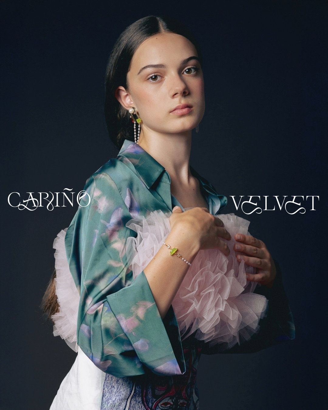 CARINO VELVET MOBILE